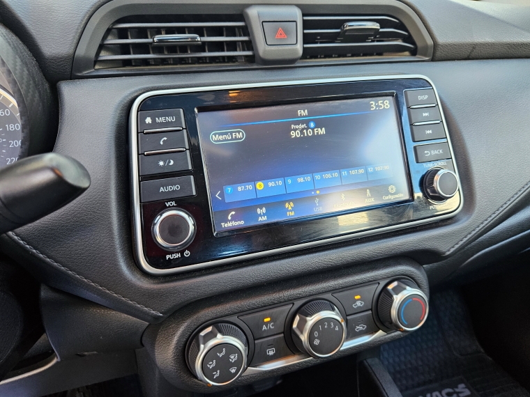 Nissan Versa 1.6 Sense At año 2024