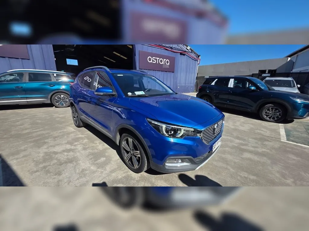 MG Zs 1.5 Std 4x2 At 5p año 2022