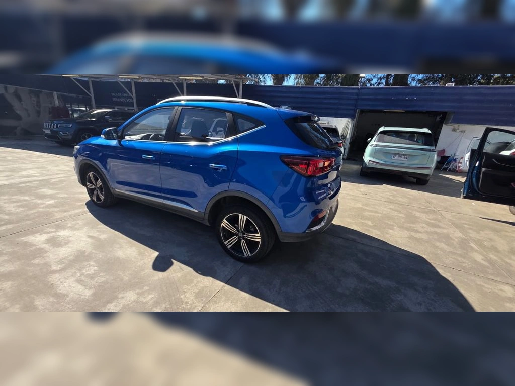 MG Zs 1.5 Std 4x2 At 5p año 2022