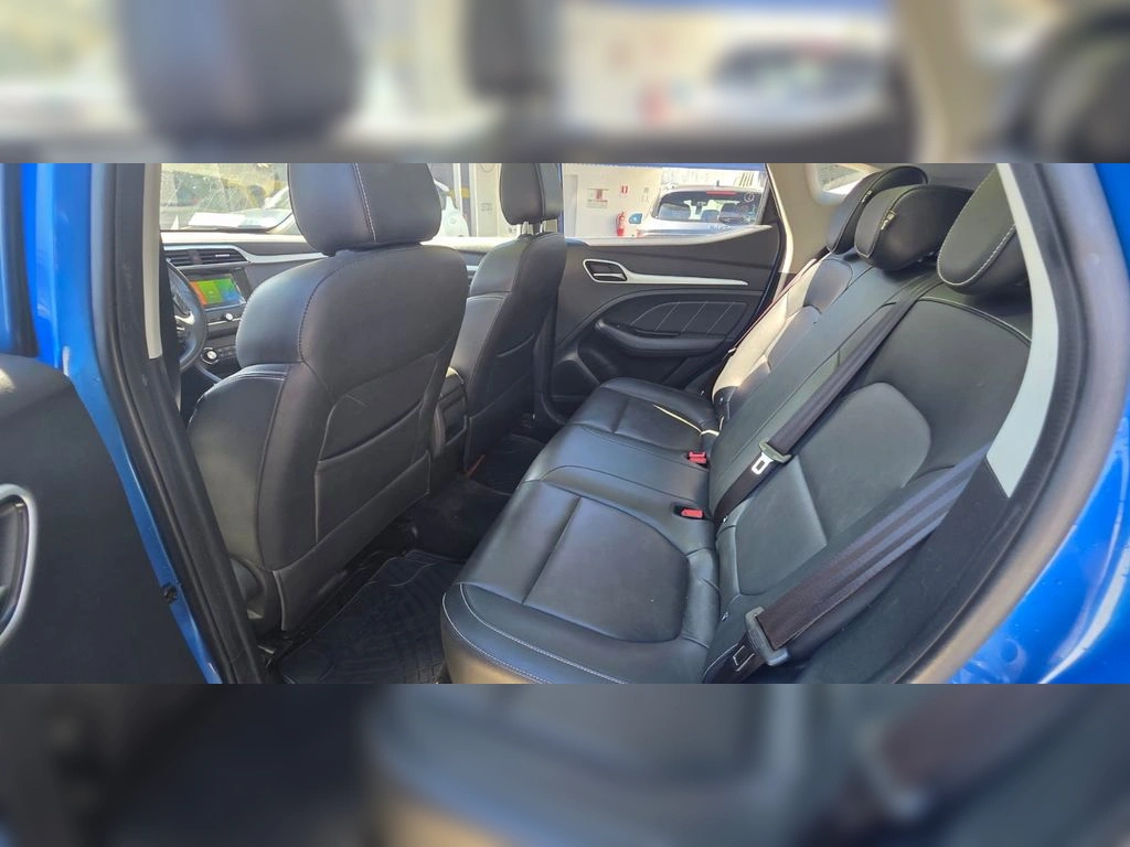 MG Zs 1.5 Std 4x2 At 5p año 2022