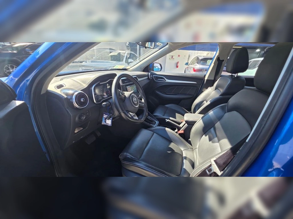 MG Zs 1.5 Std 4x2 At 5p año 2022
