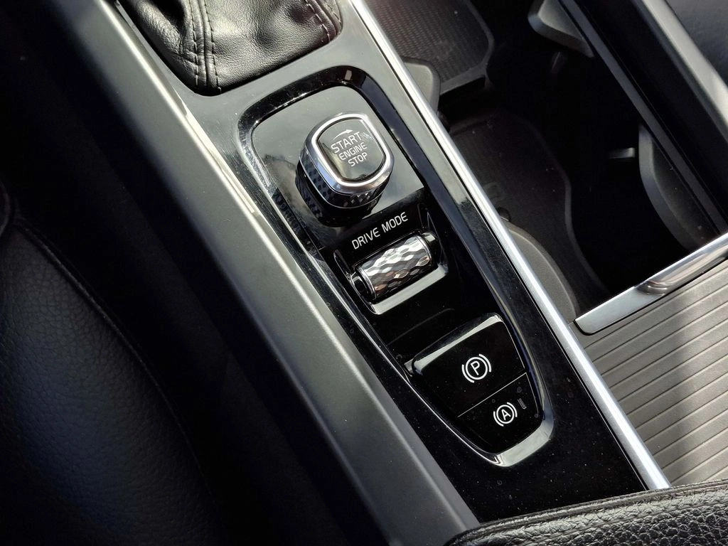 Volvo Xc60 2.0 T5 Momentum 4x4 At 5p año 2021