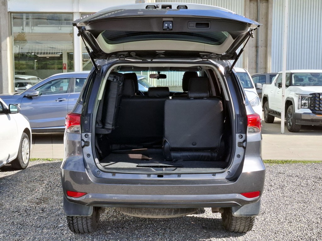 Toyota Fortuner 4x4 Mt 2.8 año 2022