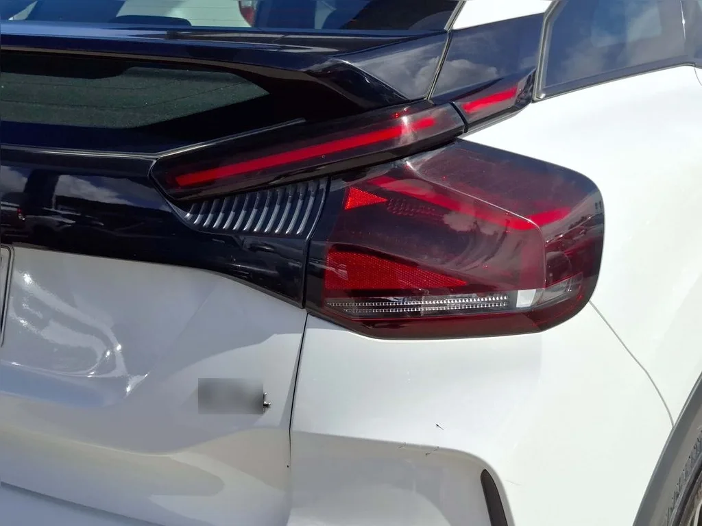 Citroen C4 1.5 Bluehdi Diesel Shine 4x2 130 Ss Eat8 At 5p año 2022