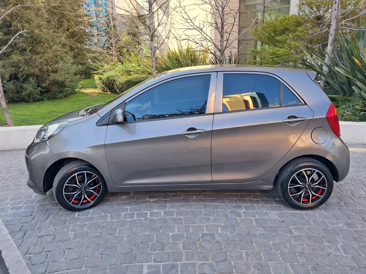 KIA MOTORS MORNING 1.0 Ex Ac Mt año 2016