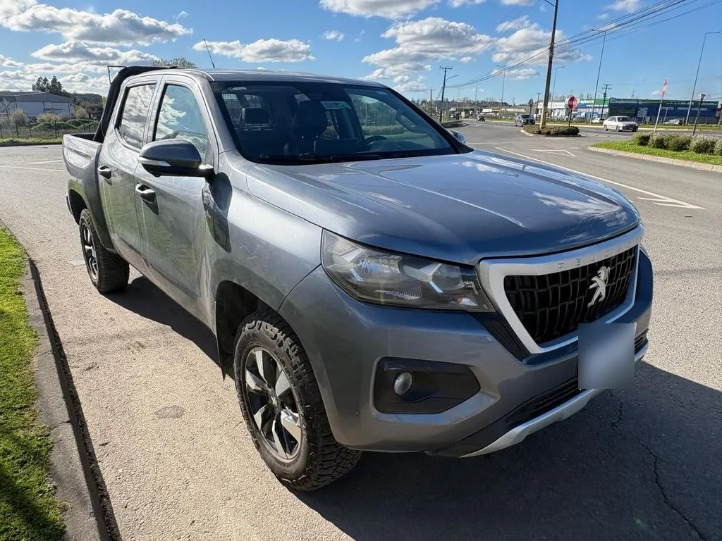 Peugeot Landtrek 1.9 4x4 Mt año 2023