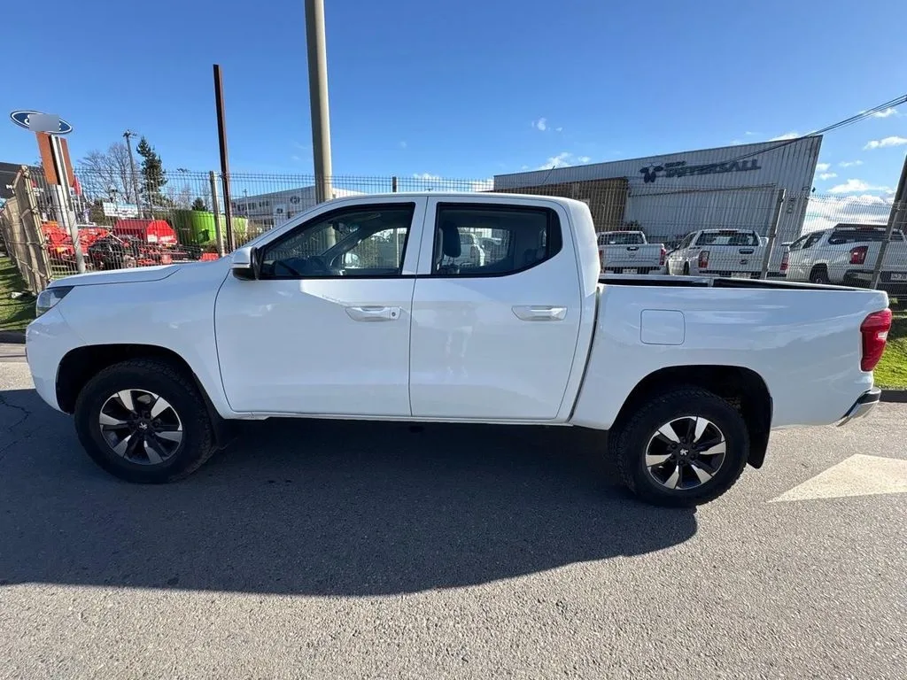 Peugeot Landtrek 1.9 4x2 Mt año 2023