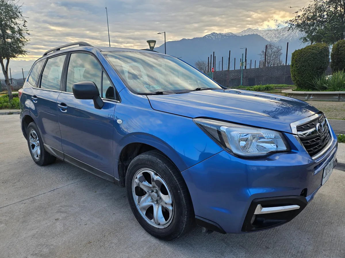 Subaru Forester 2.0 X At 4x4 año 2017