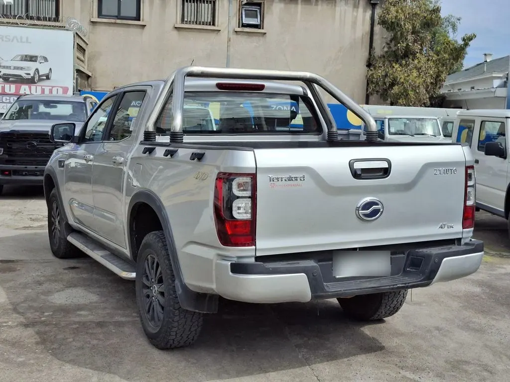 ZX Auto Terralord 2.5 At 4x4 año 2023