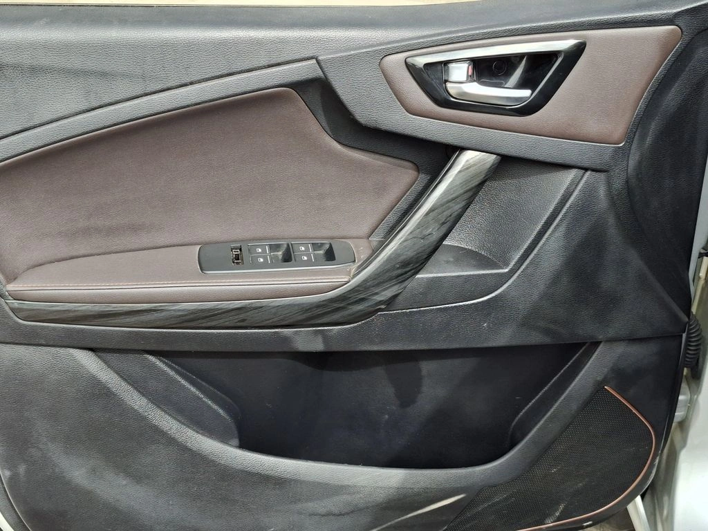 ZX Auto Terralord 2.5 At 4x4 año 2023