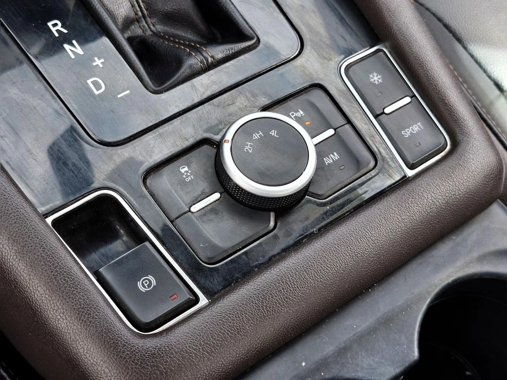 ZX Auto Terralord 2.5 At 4x4 año 2023