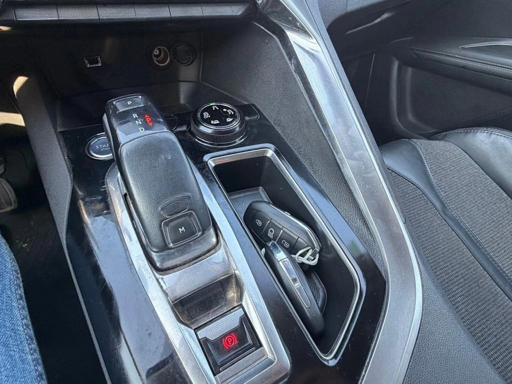 Peugeot 3008 Allure año 2018