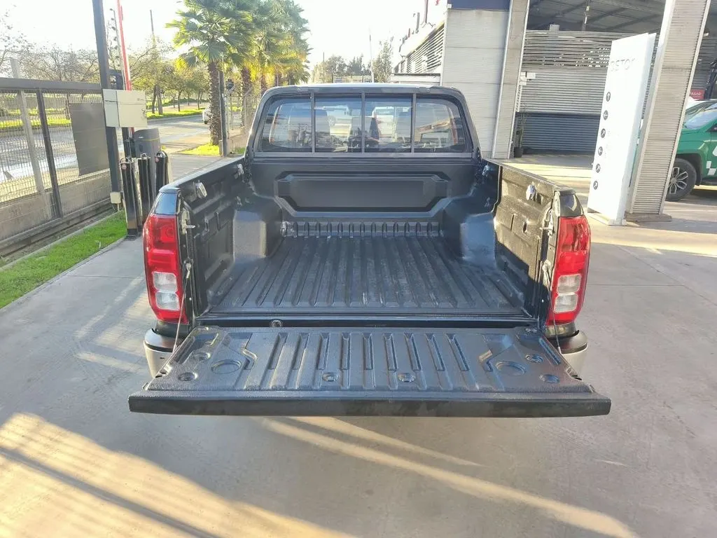 Mitsubishi L200 Katana Xrt 2.5 Mt 4x4 año 2024