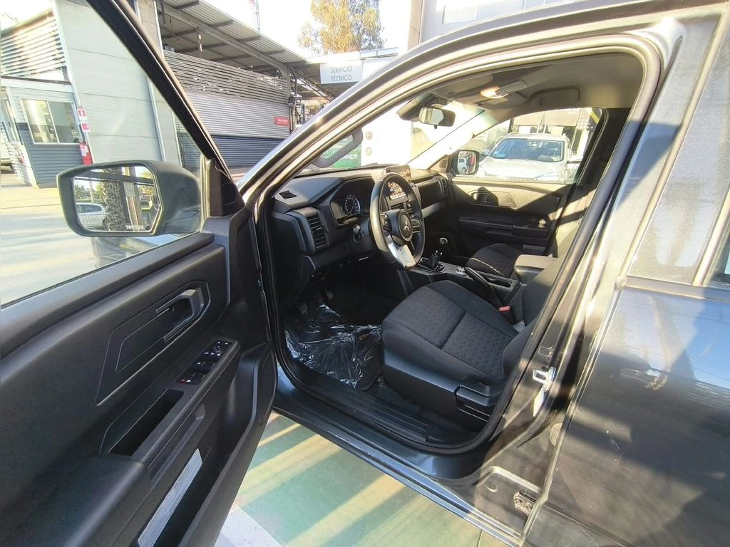 Mitsubishi L200 Katana Xrt 2.5 Mt 4x4 año 2024
