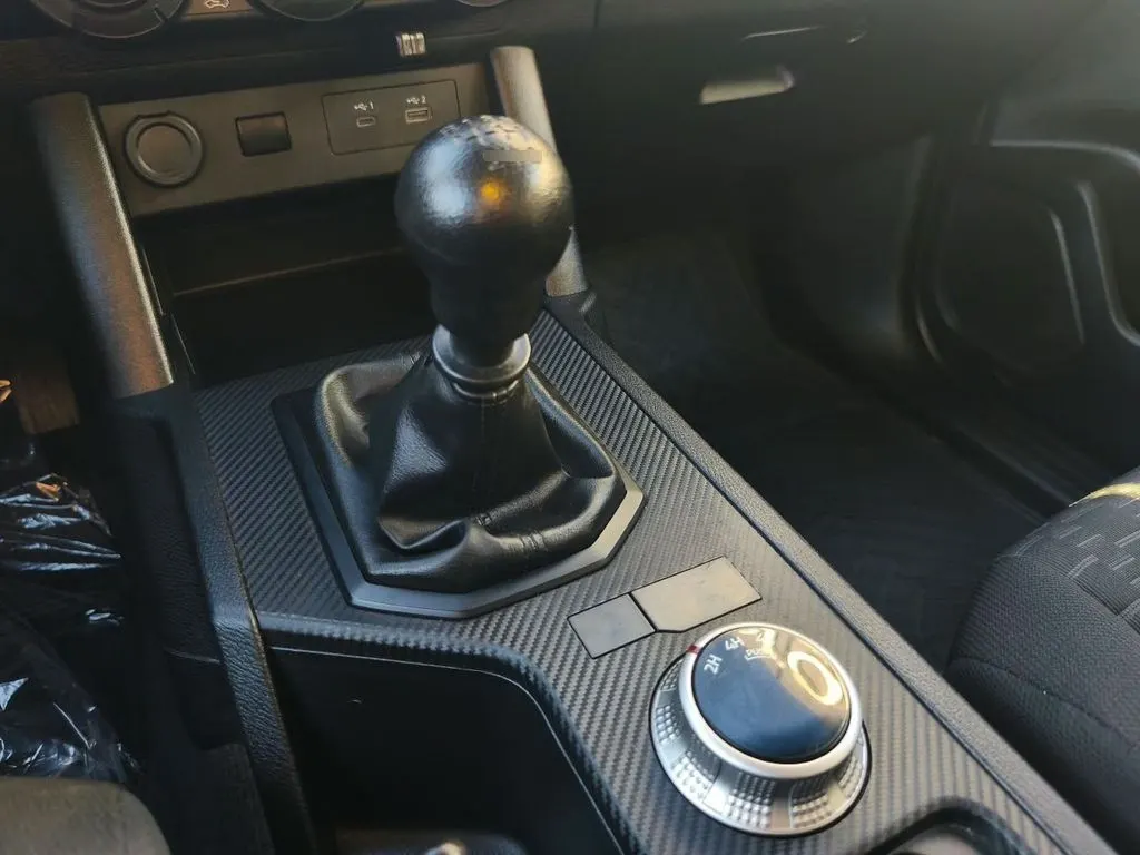 Mitsubishi L200 Katana Xrt 2.5 Mt 4x4 año 2024