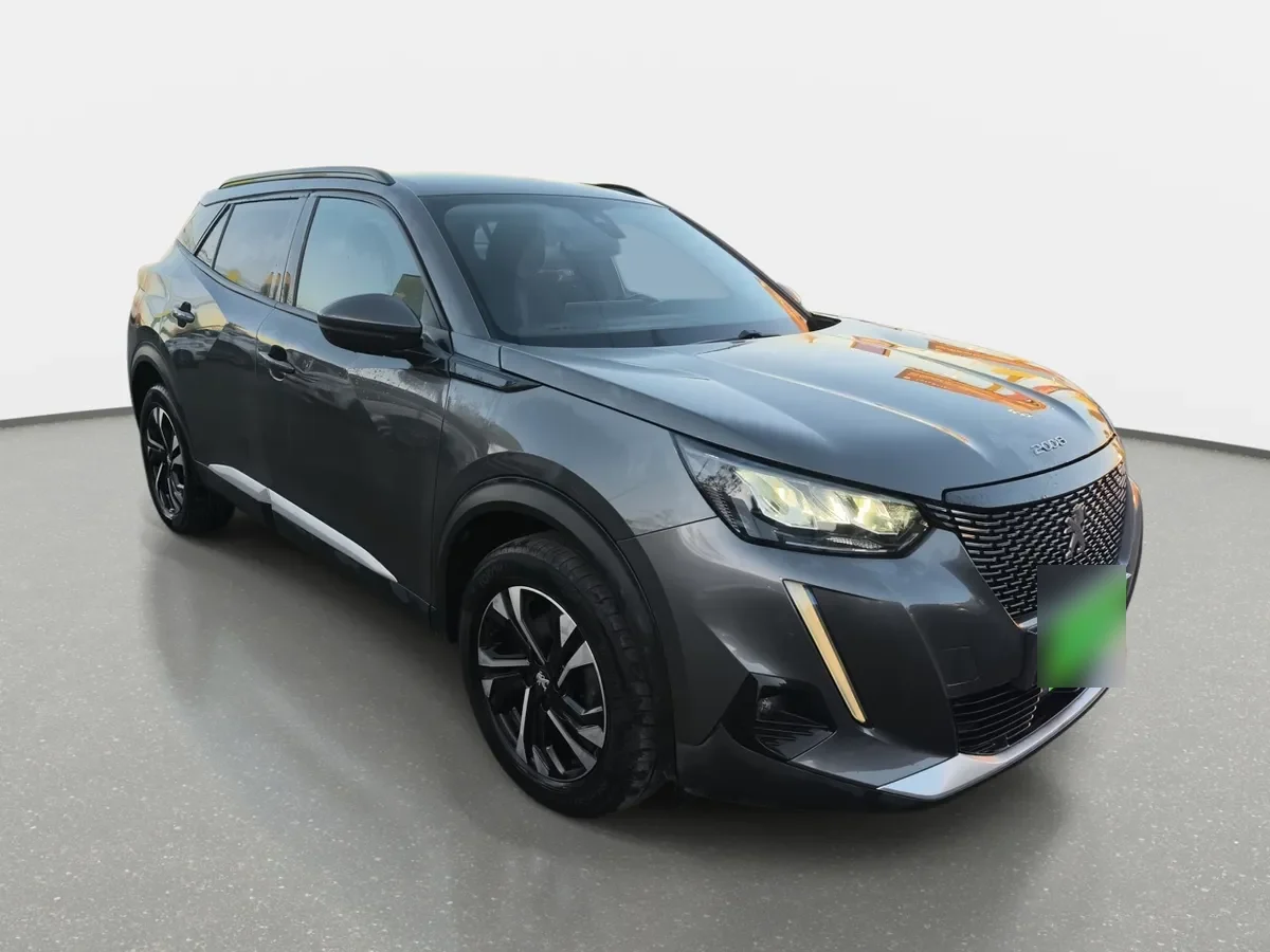 Peugeot 2008 1.5 Allure Bluehdi Diesel 4x2 130 At 5p año 2021