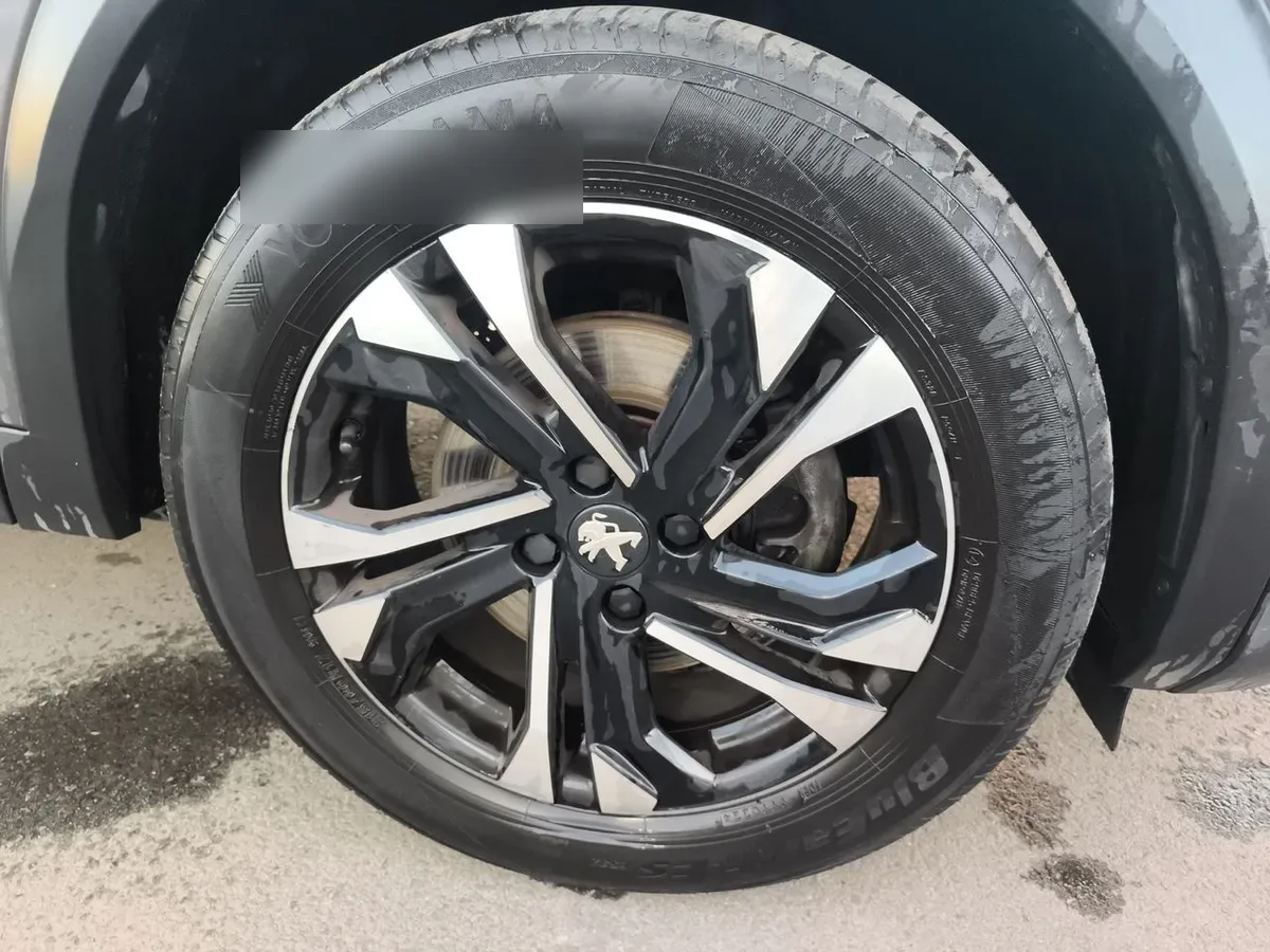 Peugeot 2008 1.5 Allure Bluehdi Diesel 4x2 130 At 5p año 2021