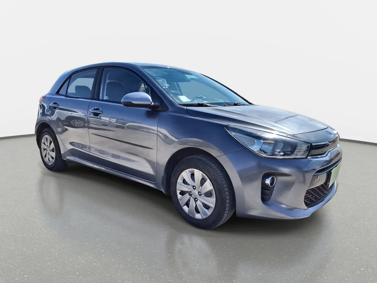Kia Rio 5 1.4 Ex 4x2 Ac 6mt 5p año 2019