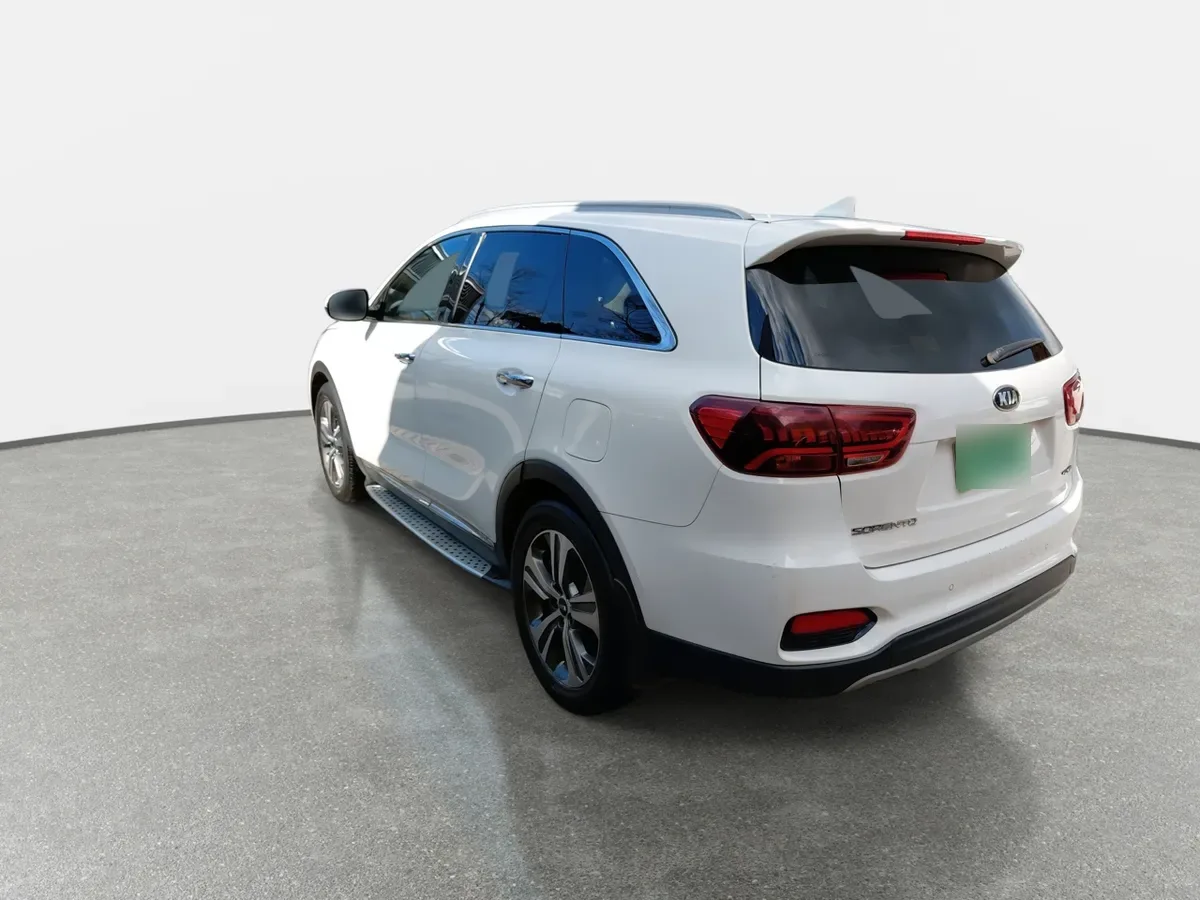 Kia Sorento 2.4 Gtl 2wd Special Pack At6 5p año 2020