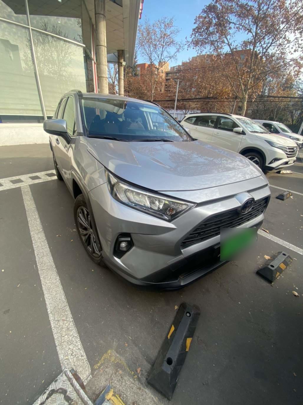 Toyota Rav 4 2.5 Xle 4x2 At 5p año 2022