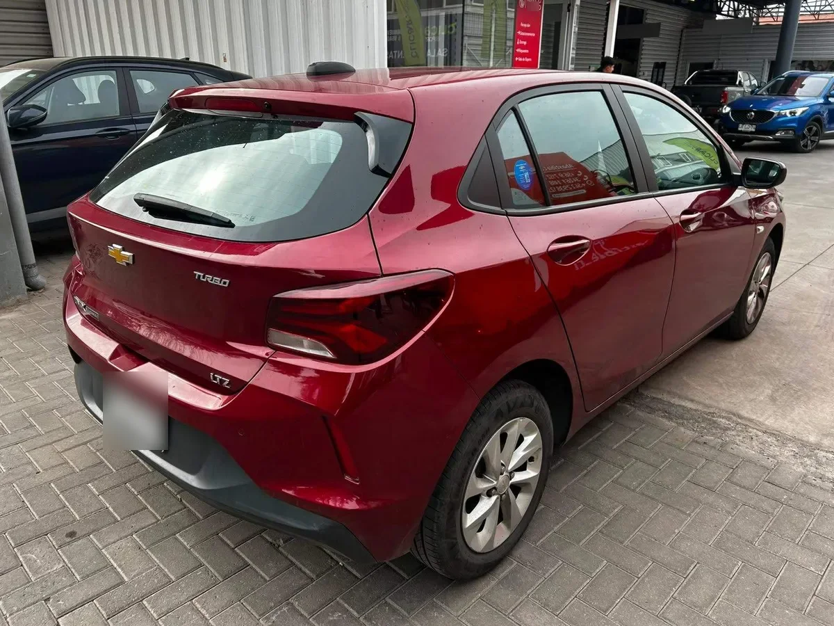 Chevrolet Onix 1.0t Ltz 4x2 Mt 5p año 2022