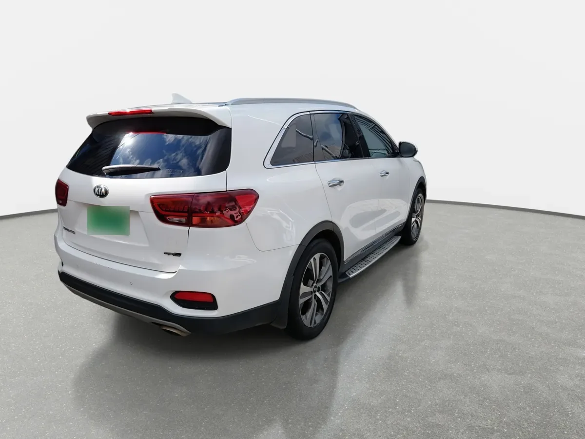 Kia Sorento 2.4 Gtl 2wd Special Pack At6 5p año 2020