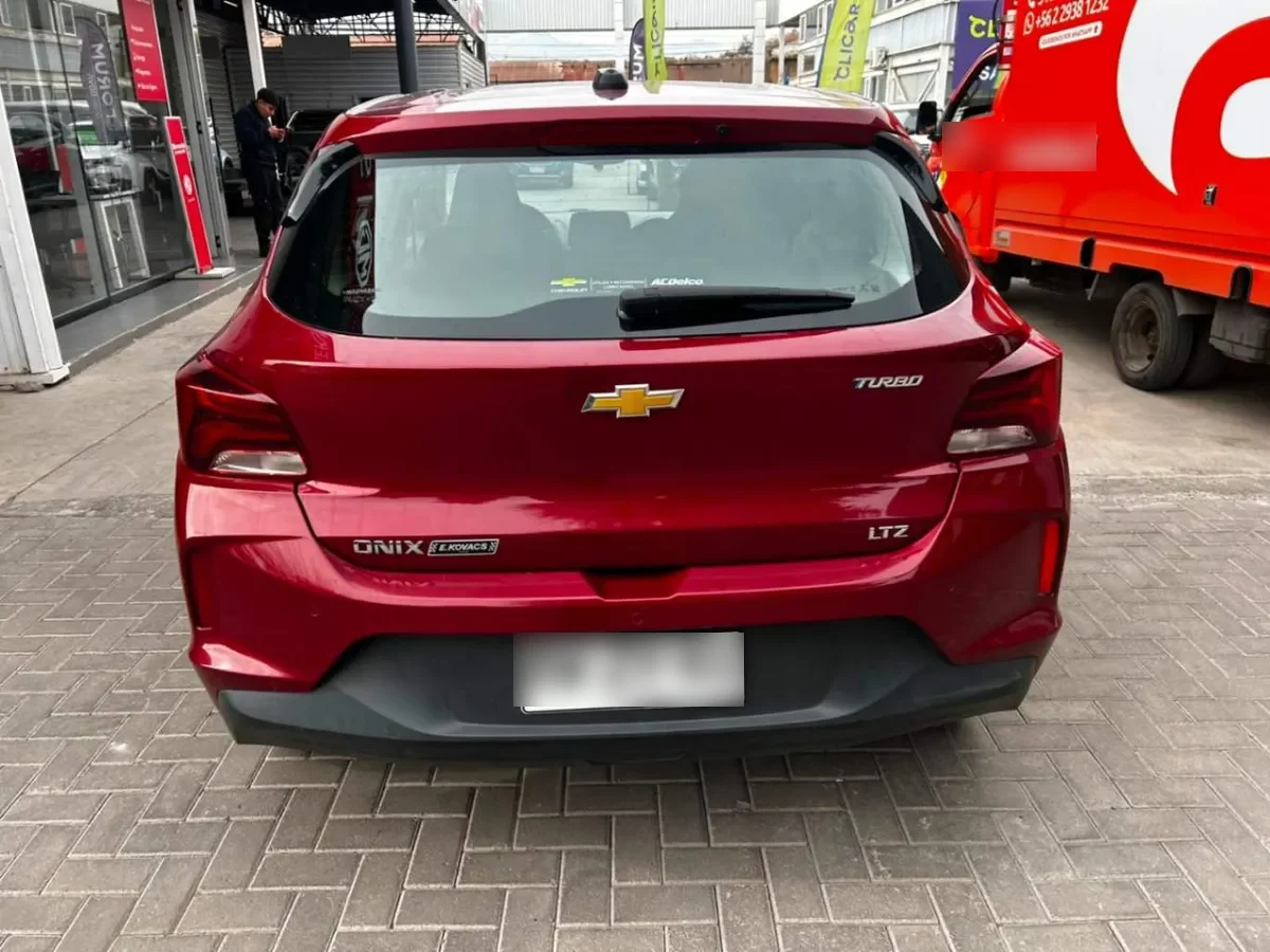 Chevrolet Onix 1.0t Ltz 4x2 Mt 5p año 2022
