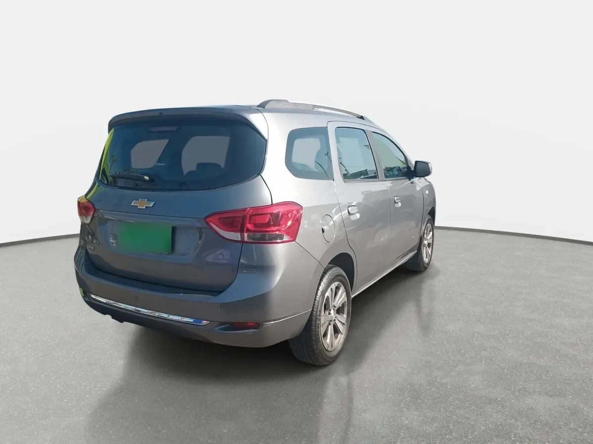 Chevrolet Spin 1.8 Premier 4x2 Mt 5p año 2021