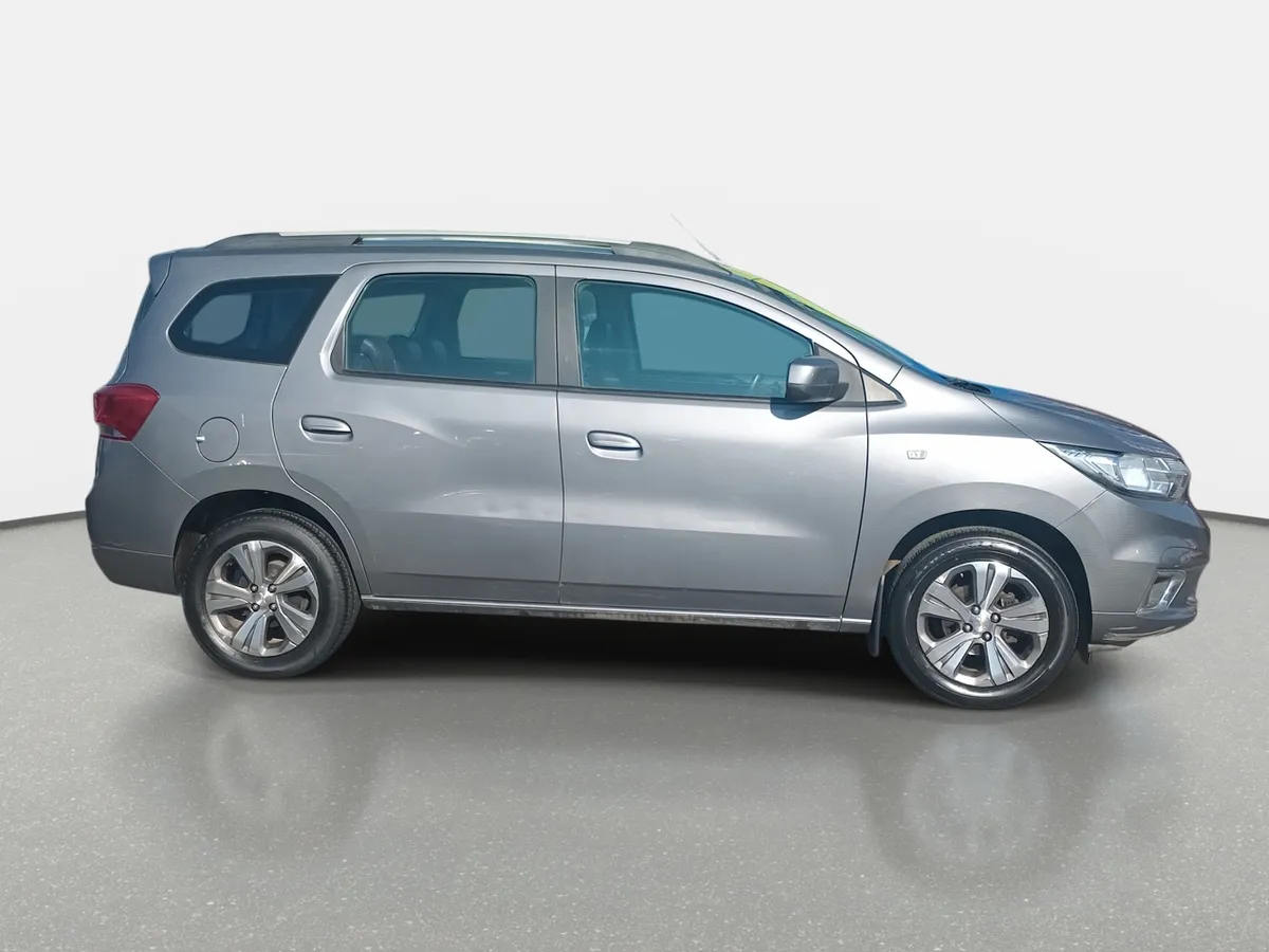 Chevrolet Spin 1.8 Premier 4x2 Mt 5p año 2021