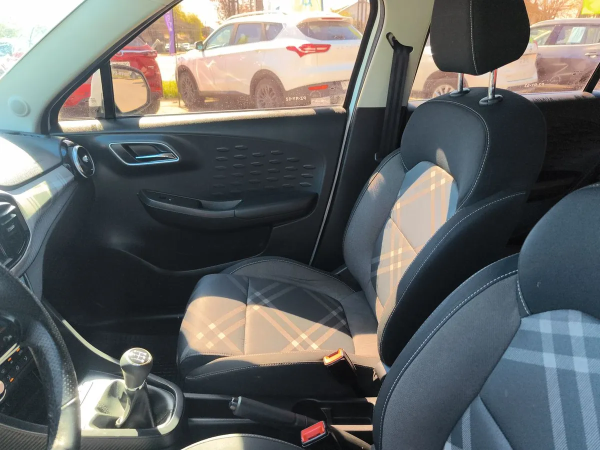 MG 3 1.5 Comfort 4x2 Hb Mt 5p año 2021