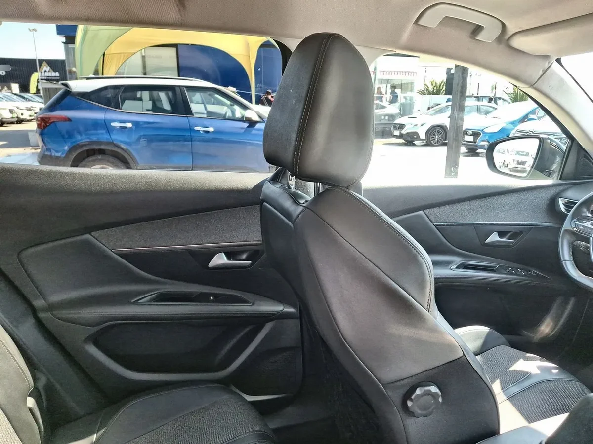 Peugeot 3008 1.6 Allure Pack Thp 4x2 165 Eat6 5p año 2021