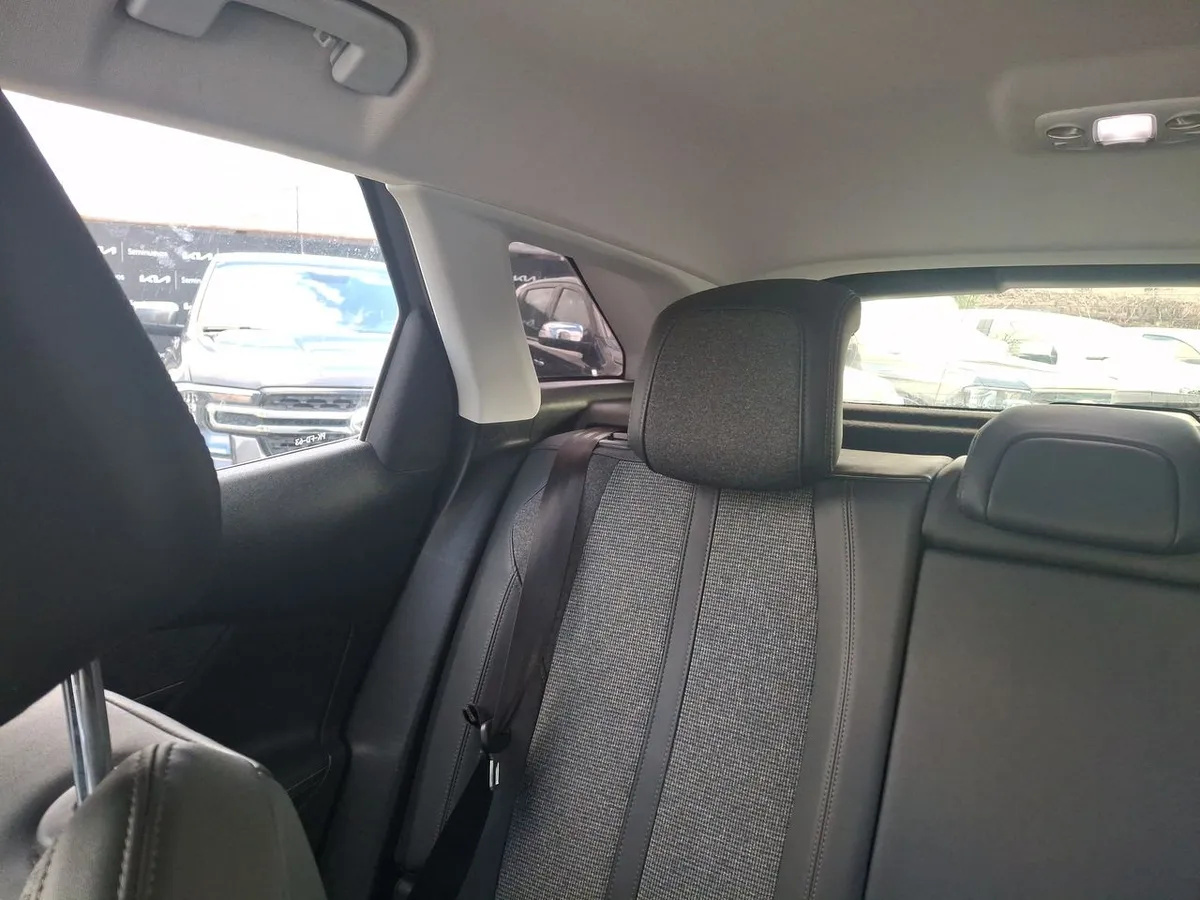 Peugeot 3008 1.5 Allure Bluehdi Diesel 4x2 130 Eat6 5p año 2021