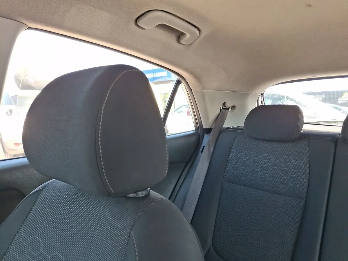 Kia Rio 5 1.4 Ex 4x2 Ac 6mt 5p año 2019