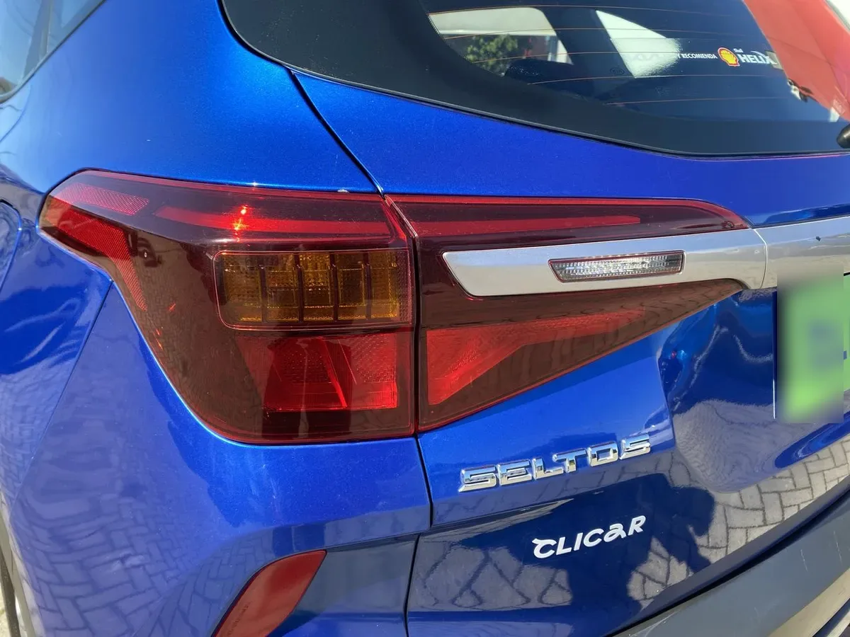 Kia Seltos 1.6 Ex 4x2 6at 5p año 2021
