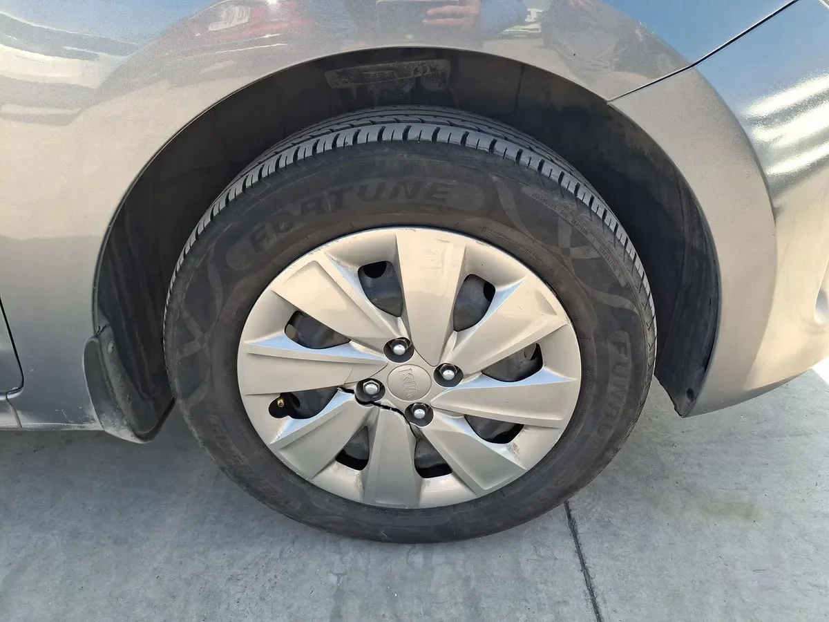Kia Rio 5 1.4 Ex 4x2 Ac 6mt 5p año 2019