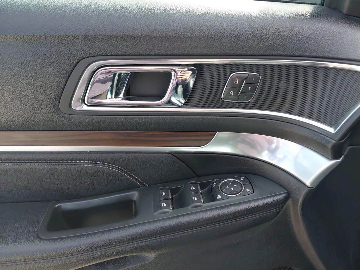 Ford Explorer 2.3 Limited Ecoboost 4x4 At 5p año 2019