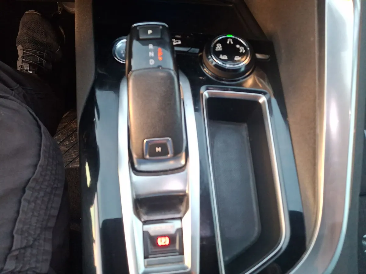 Peugeot 3008 1.6 Gt Puretech 4x2 180 Eat8 5p año 2021