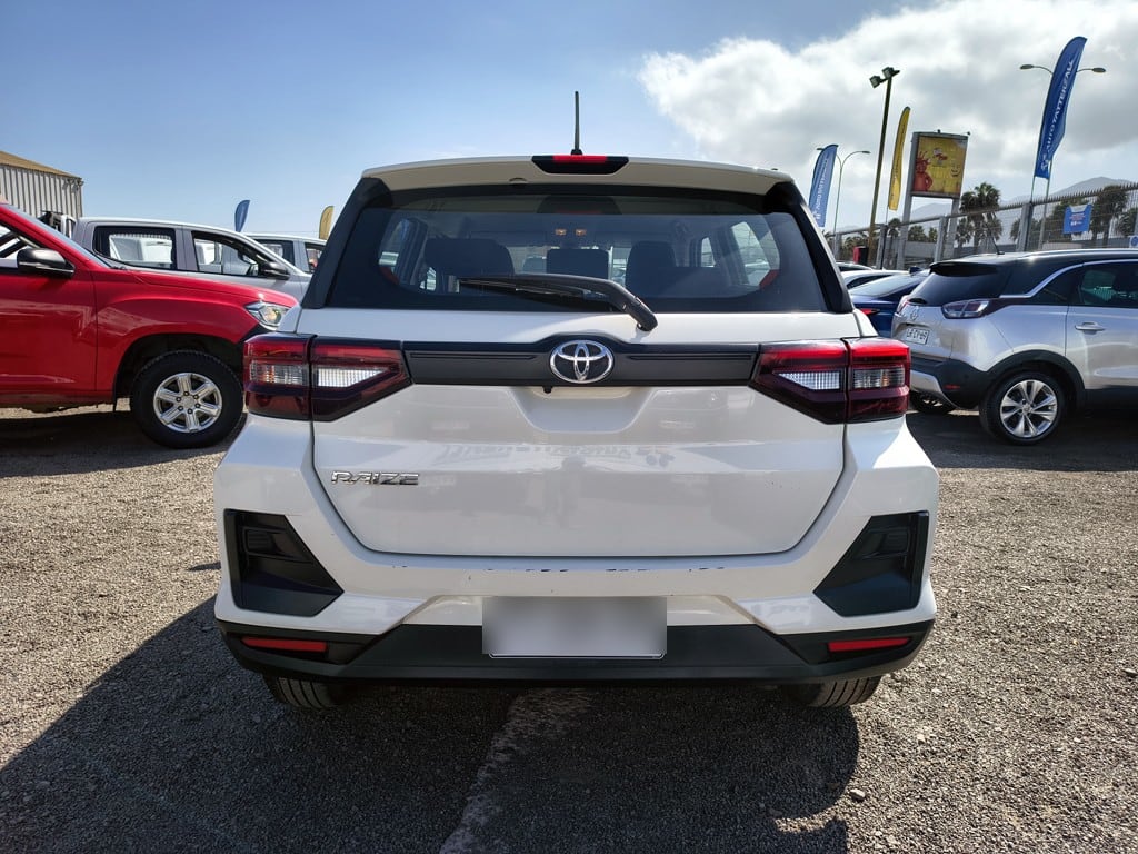 Toyota Raize 1.2 Gasolina 4x2 T/m año 2025