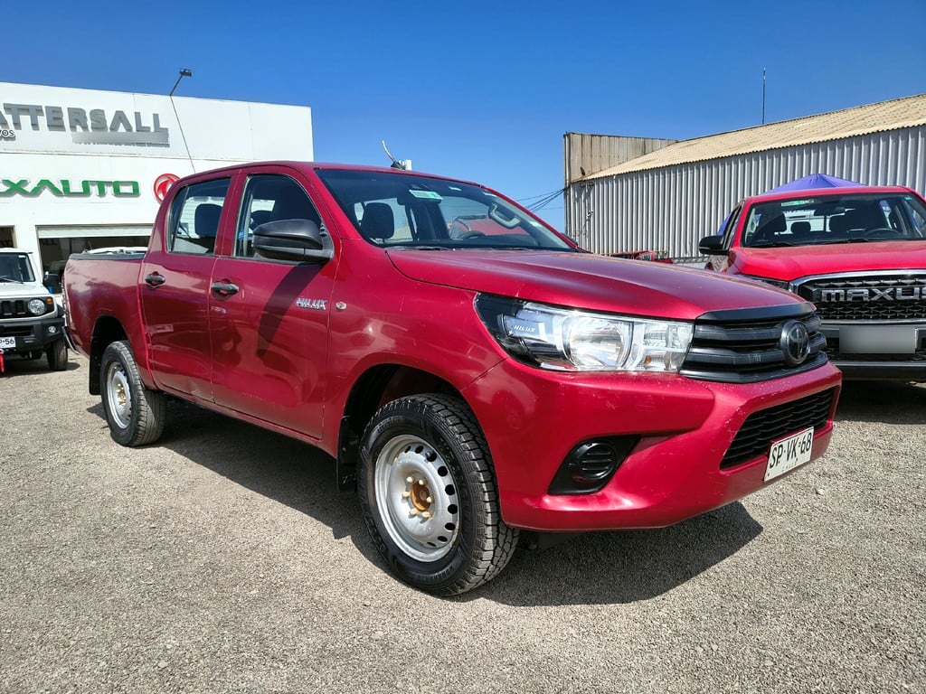 Toyota Hilux Tss 2.4 Diesel 4x2 T/m año 2023