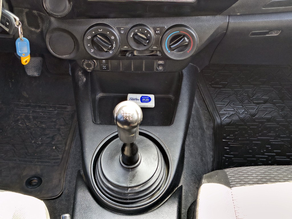 Toyota Hilux Tss 2.4 Diesel 4x2 T/m año 2023