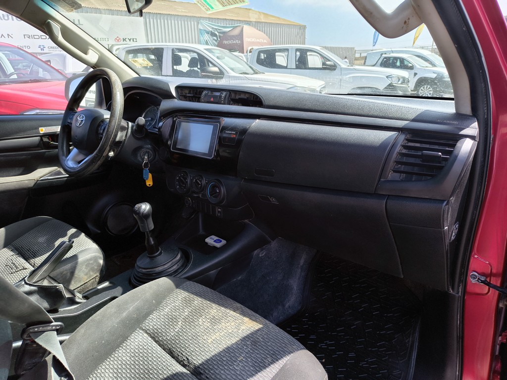 Toyota Hilux Tss 2.4 Diesel 4x2 T/m año 2023