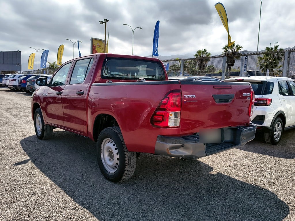 Toyota Hilux Tss 2.4 Diesel 4x2 T/m año 2022