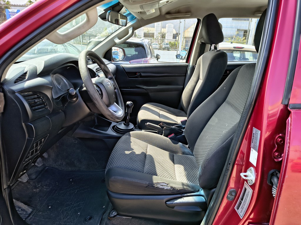 Toyota Hilux Tss 2.4 Diesel 4x2 T/m año 2022