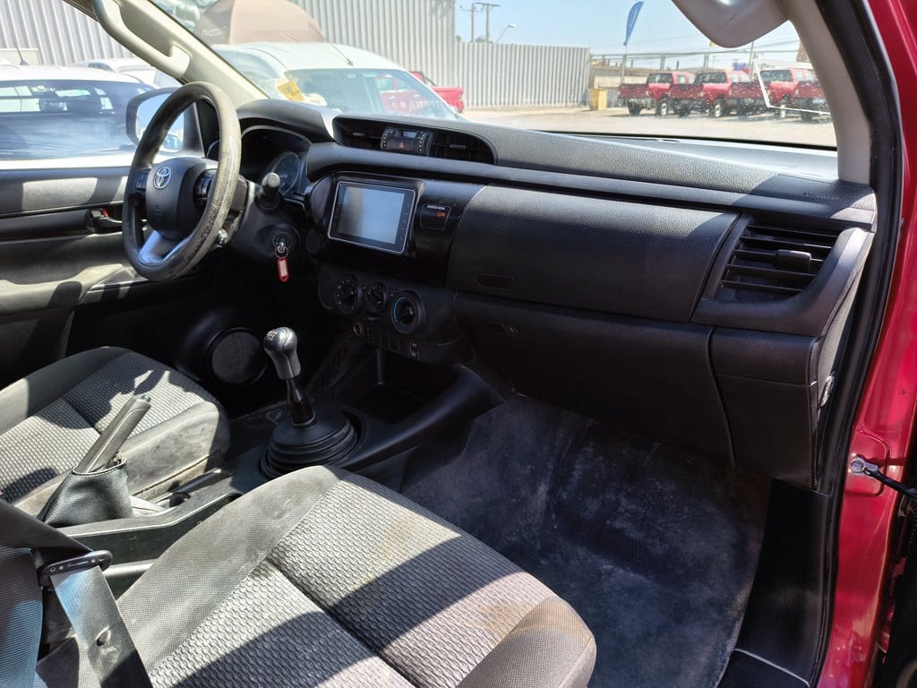 Toyota Hilux Tss 2.4 Diesel 4x2 T/m año 2022