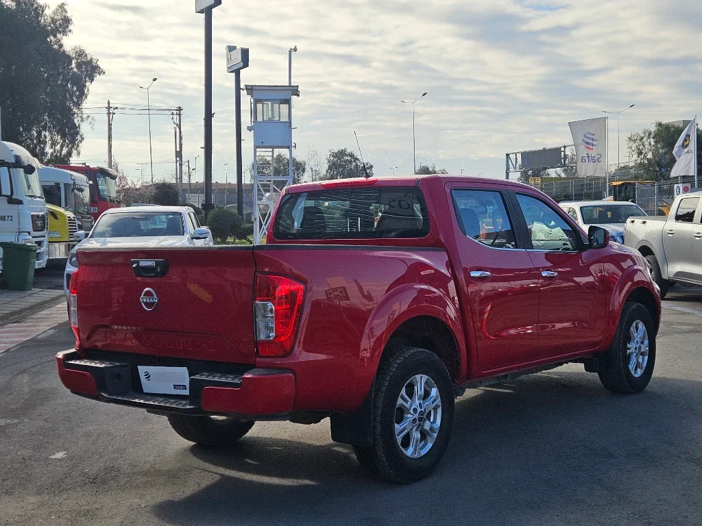 Nissan Navara Dc 4x2 2.3tdi Xe año 2023