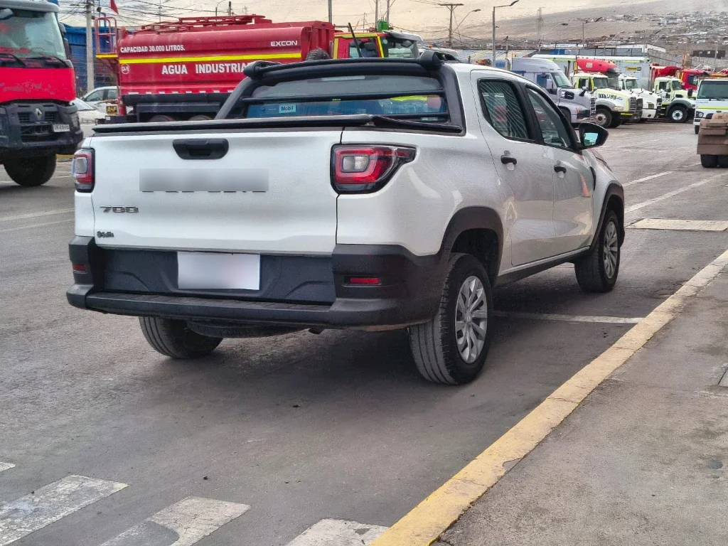 Ram 700 Slt Cd 1.4l año 2023