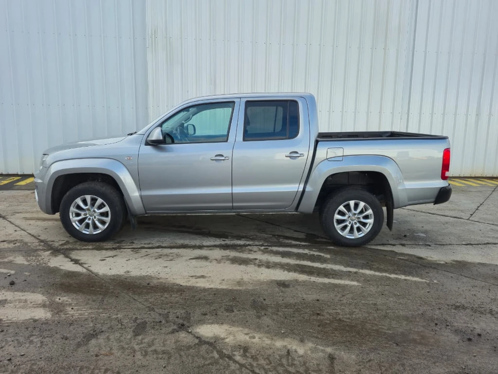 Volkswagen Amarok Dcab Tdi 4x4 Trendline 2.0 año 2023