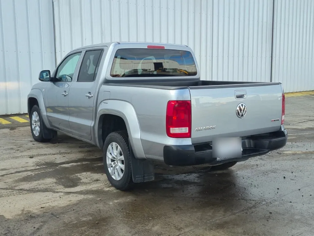 Volkswagen Amarok Dcab Tdi 4x4 Trendline 2.0 año 2023