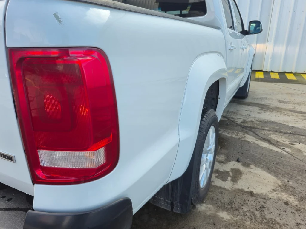 Volkswagen Amarok Dcab Tdi 4x4 Trendline 2.0 año 2023