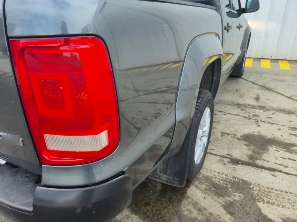 Volkswagen Amarok Dcab Tdi 4x4 Trendline 2.0 año 2023